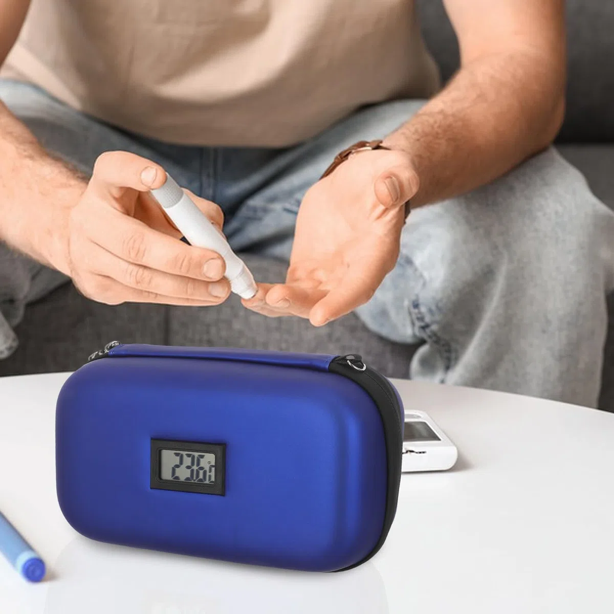 Bolsa Térmica Portátil para Insulina con Compartimentos Internos y Material Eva Resistente, Adecuado para Viaje y Almacenamiento Seguro con Paquetes de Hielo Incluidos