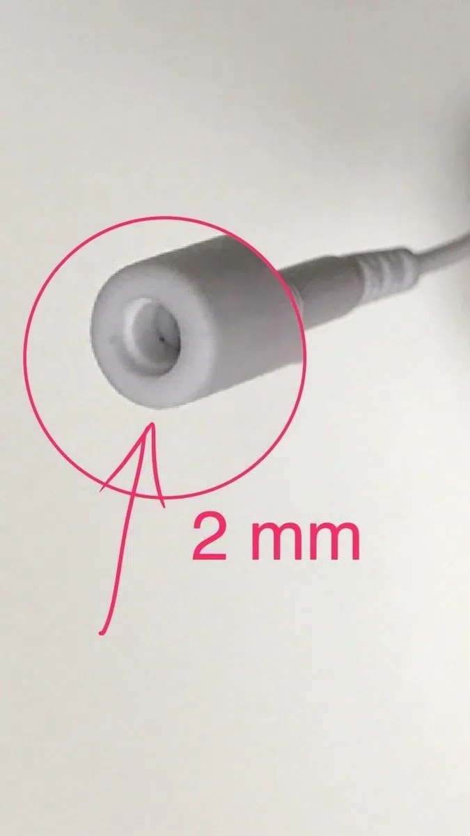 TESMED 16 Electrodos (50x50 mm), Compatible con Todas Las Marcas de electroestimuladores con Cables de conexión de 2 mm, No Necesitan Gel